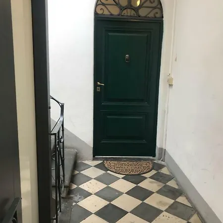 Mavi's Bedrooms Πανσιόν Λούκα