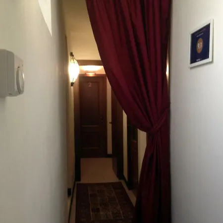 Mavi's Bedrooms Guest house Lucca